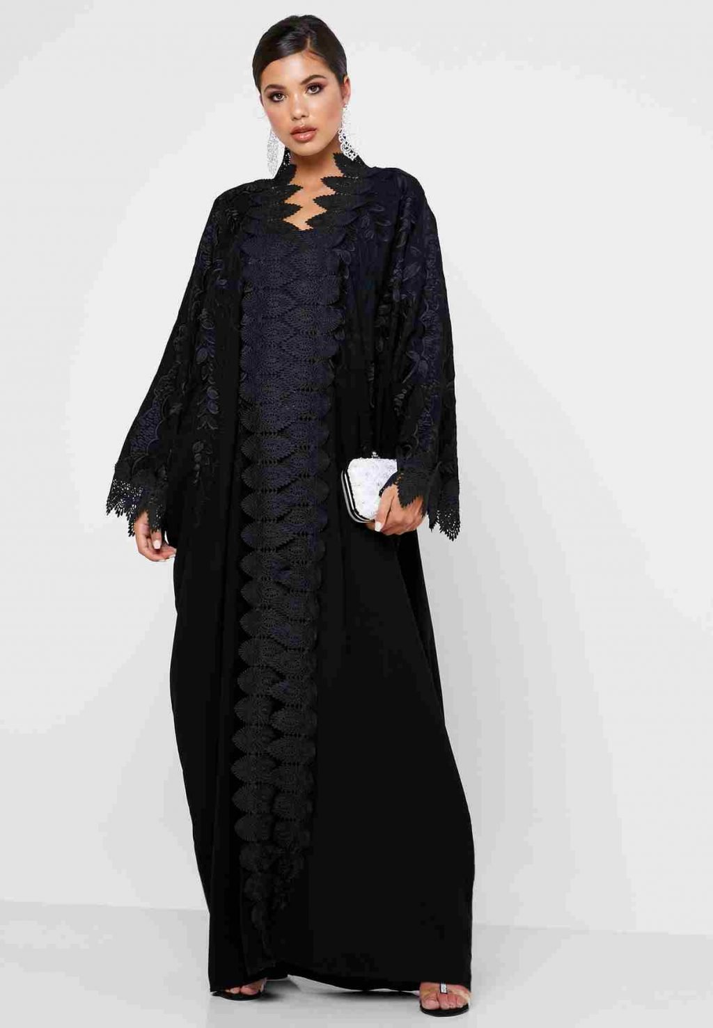 10 New Abaya Styles for Muslim Women in 2022